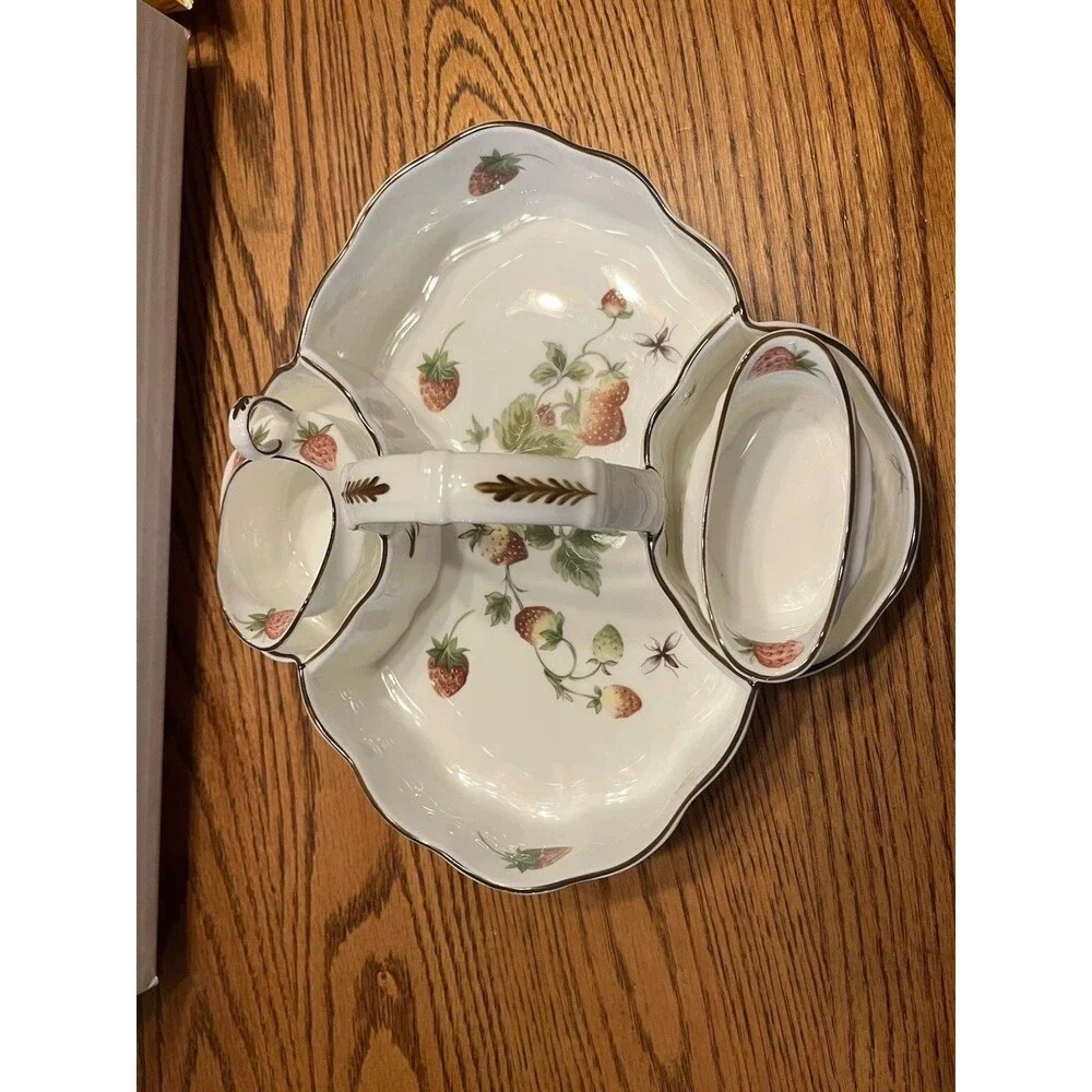 Coalport Bone China 3-Piece Set 'STRAWBERRY BASKET' w/SUGAR BOWL & CREAMER - Picture 1 of 8